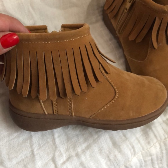 Carter’s Mocassins - Picture 2 of 4